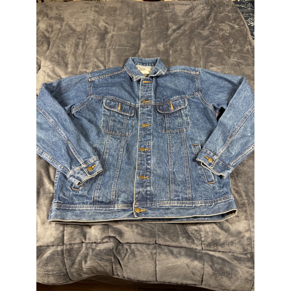 Wrangler Rugged Wear Mens Blue Denim‎ Trucker Jacket Medium Wash RJK30AN Large